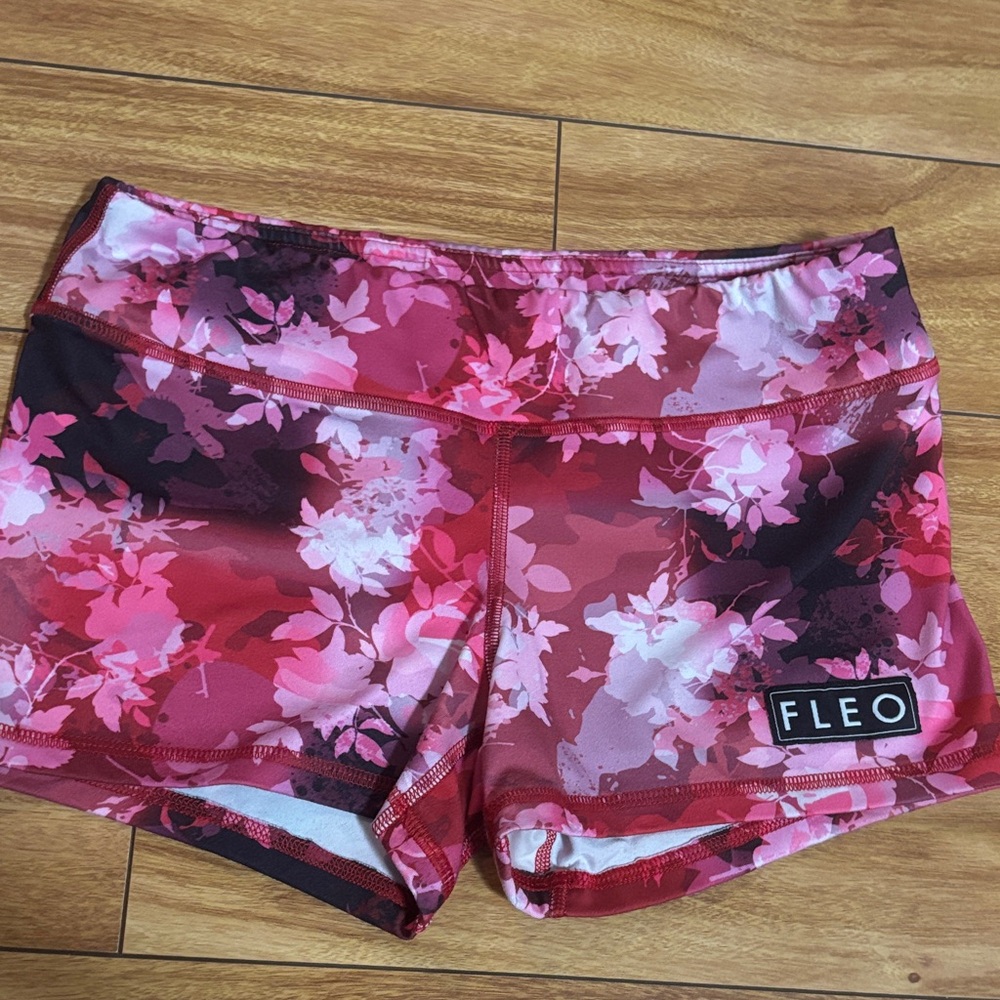 Fleo athletic shorts medium